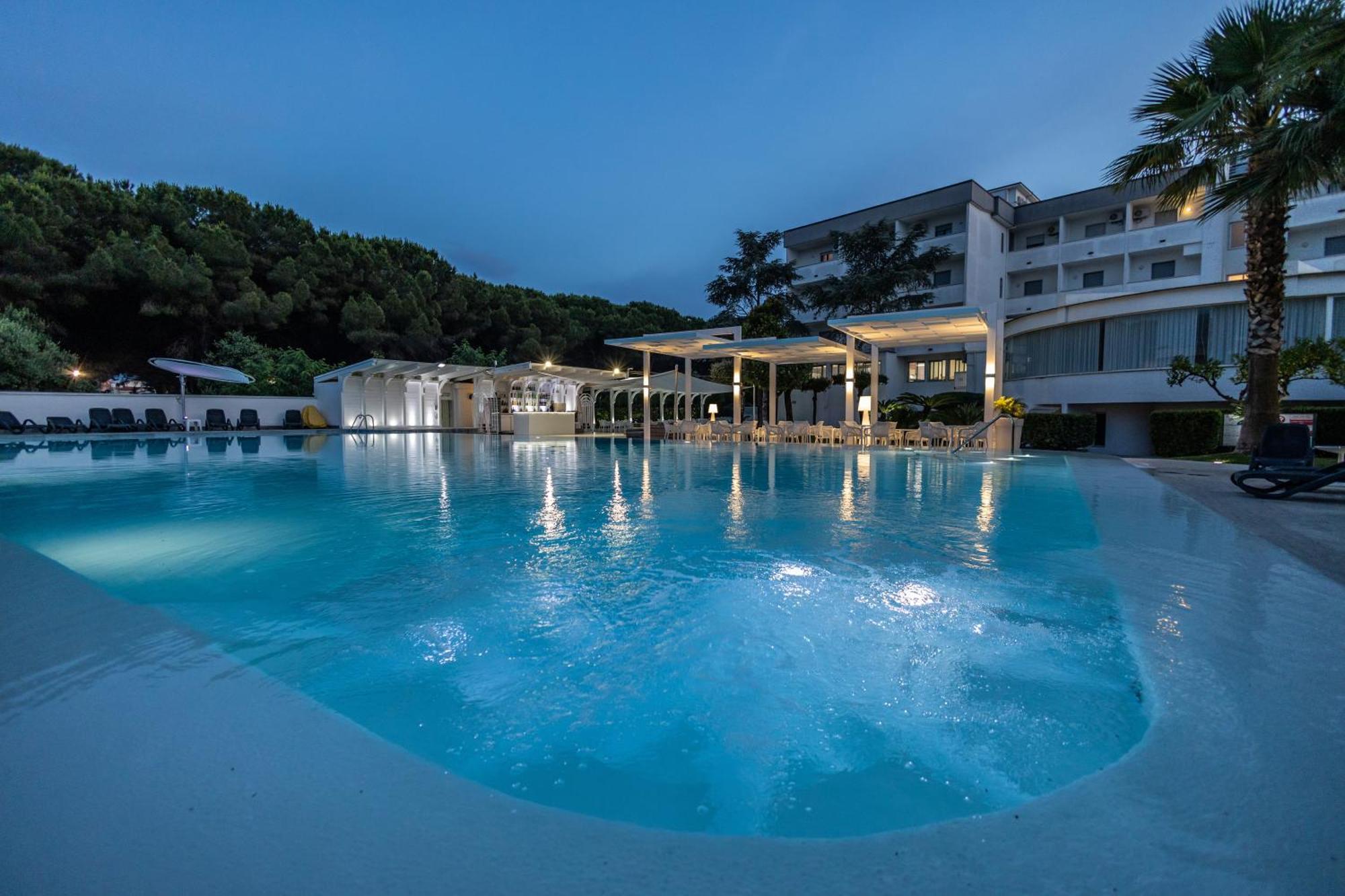 Hotel Le Palme Paestum Eksteriør billede