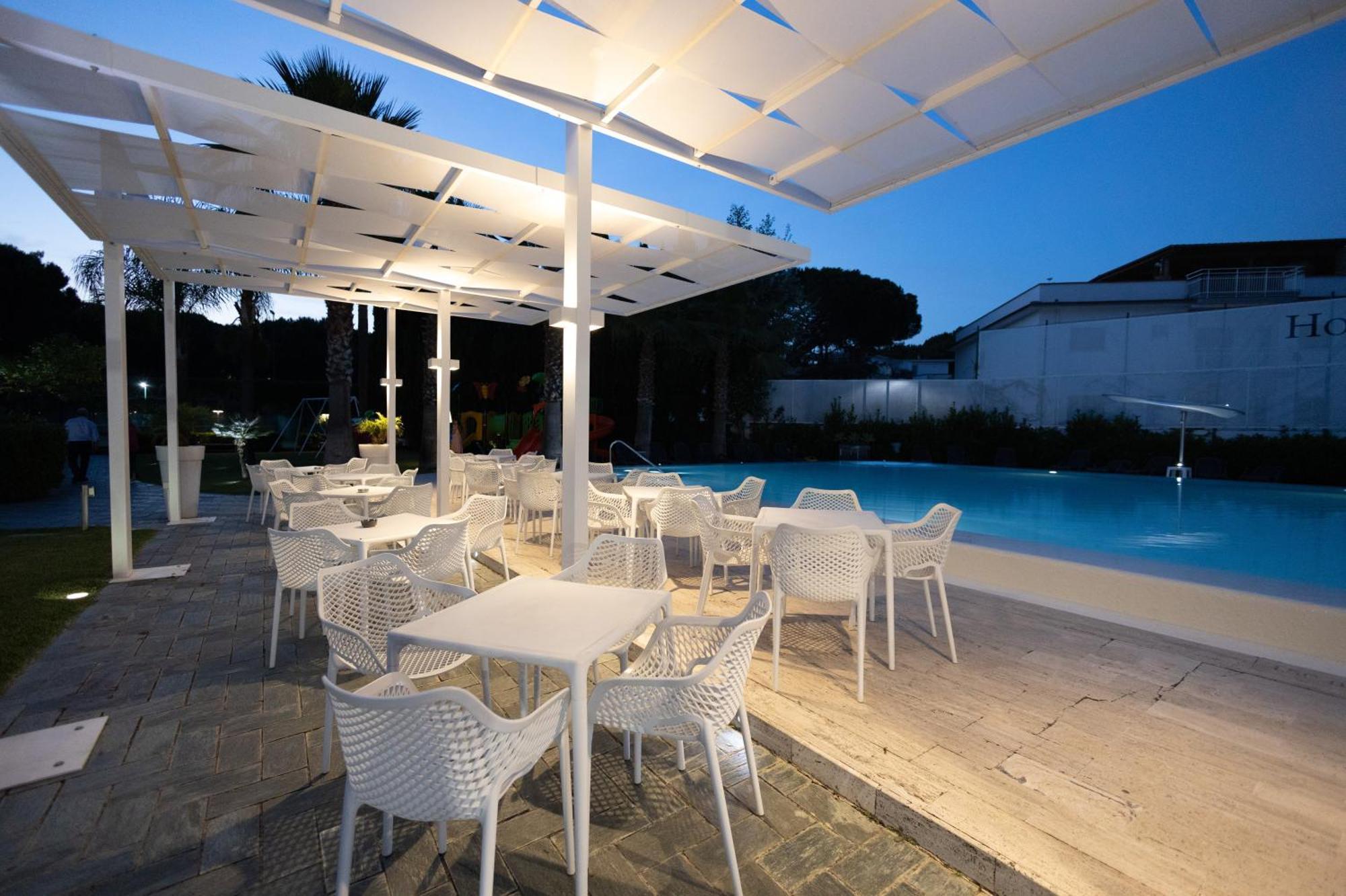 Hotel Le Palme Paestum Eksteriør billede
