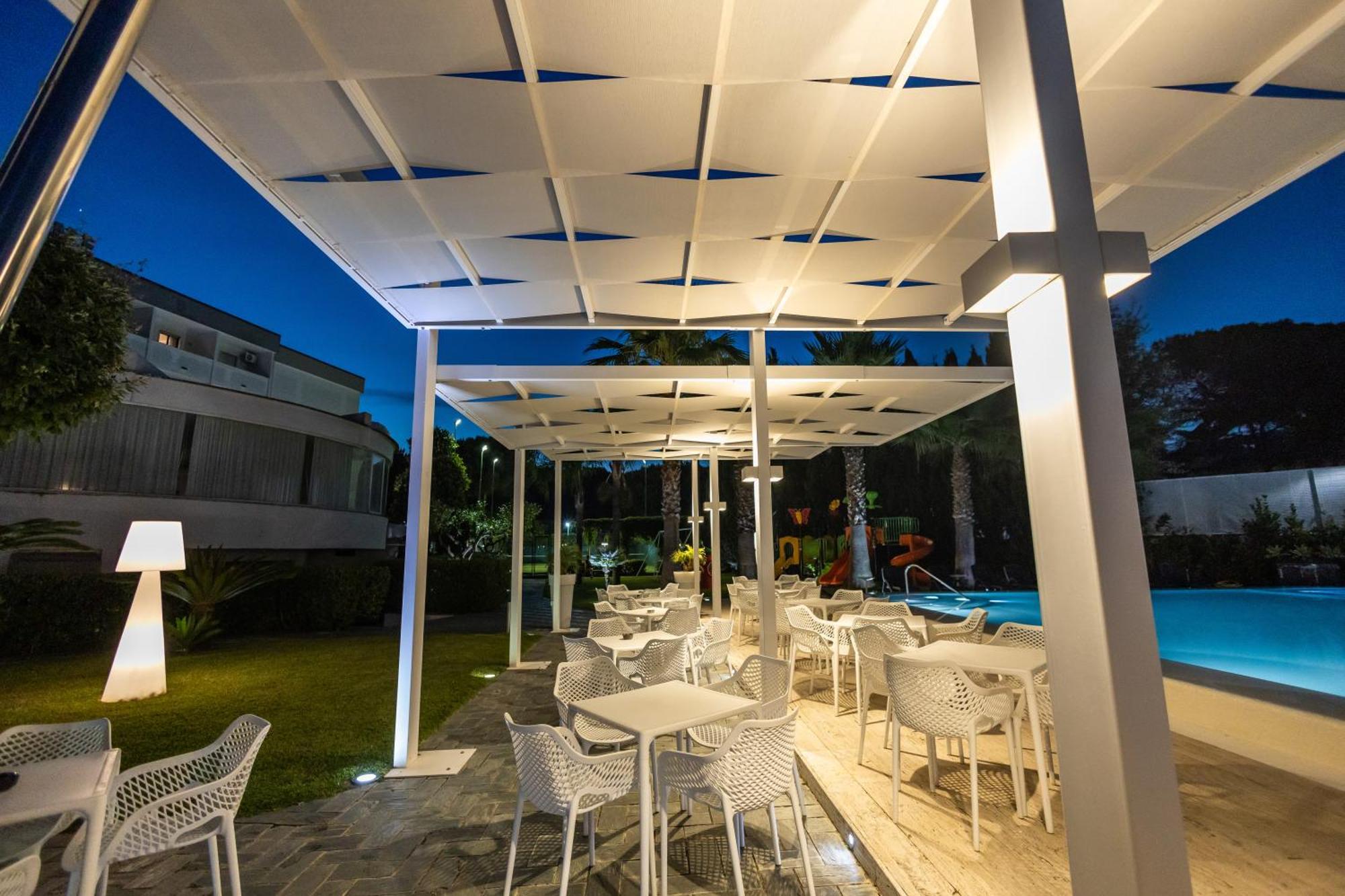 Hotel Le Palme Paestum Eksteriør billede