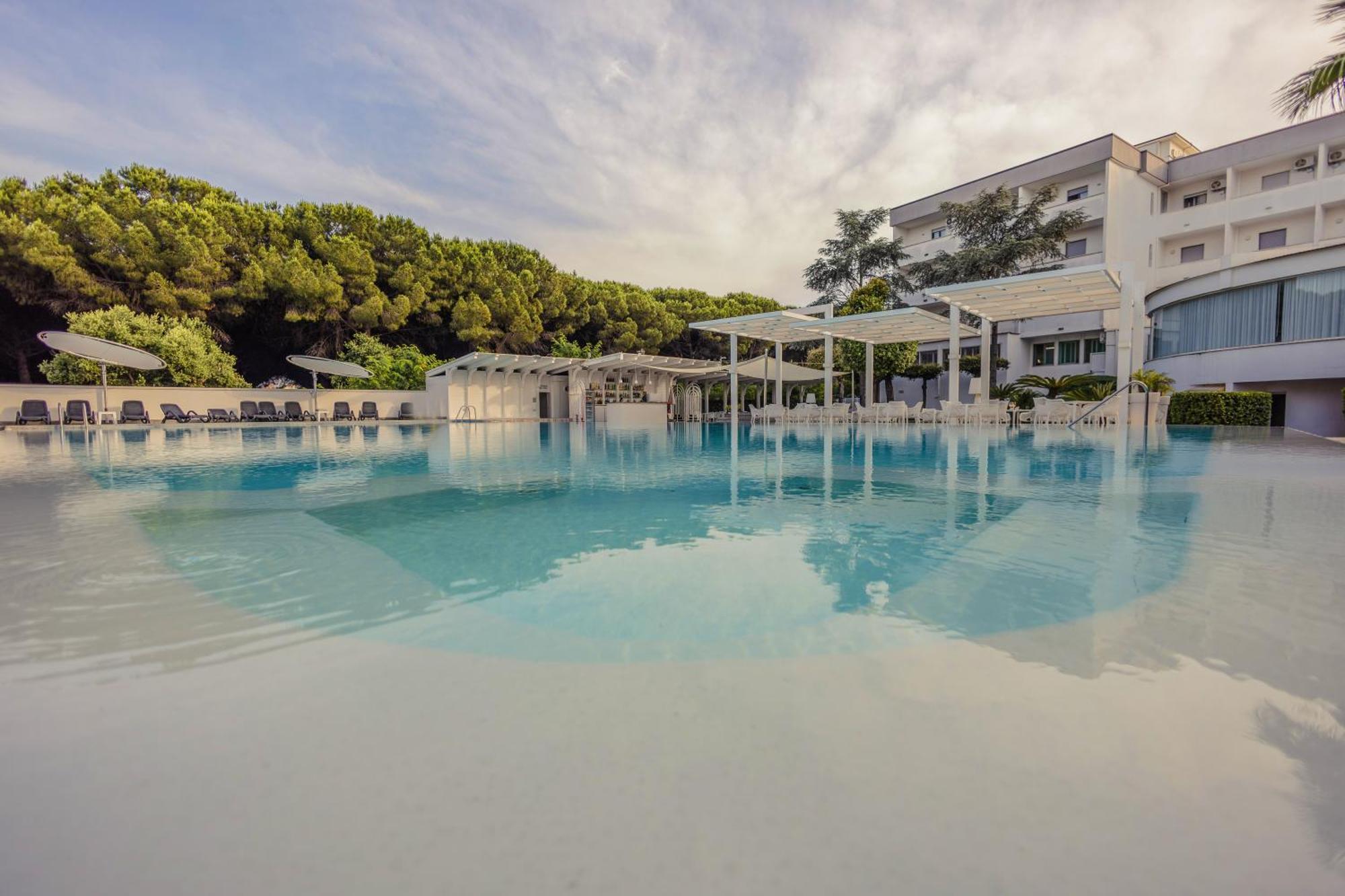 Hotel Le Palme Paestum Eksteriør billede