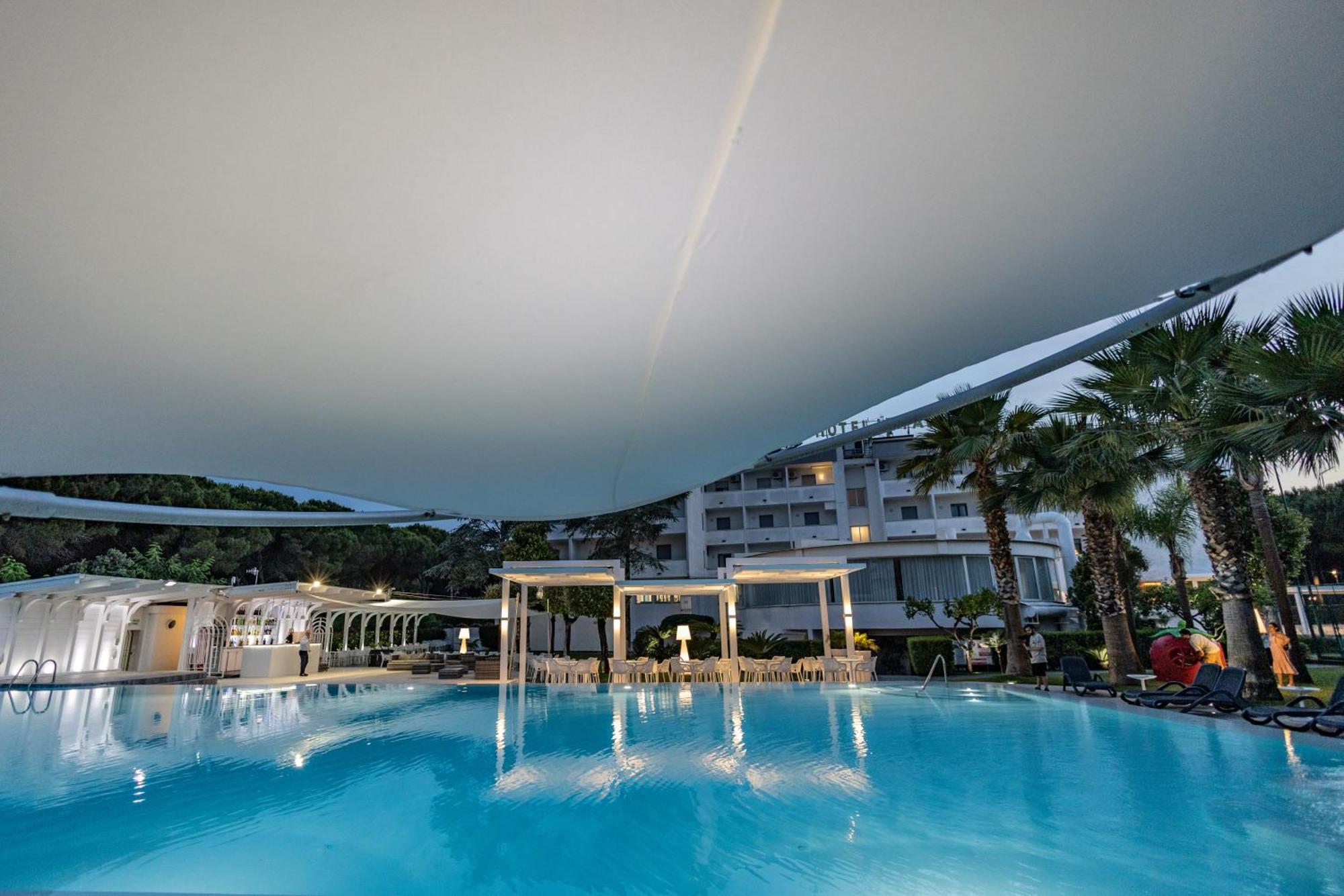 Hotel Le Palme Paestum Eksteriør billede
